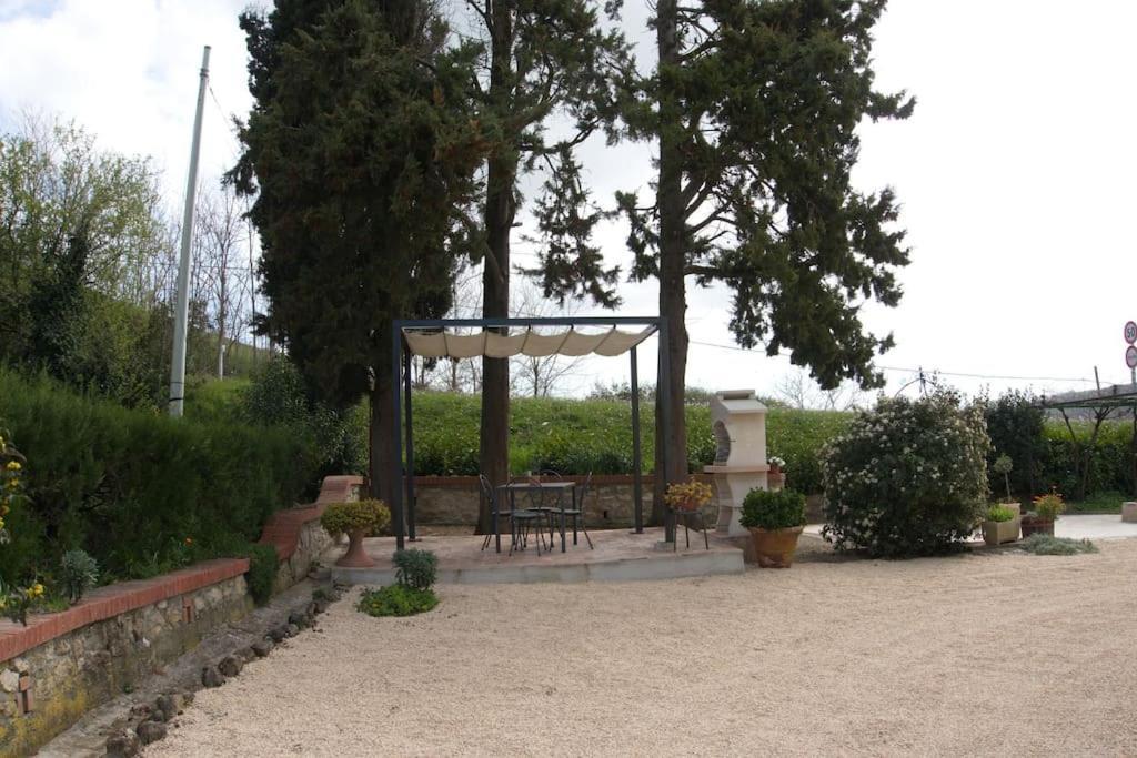 Casa Vacanze Podere San Giusto Volterra Exteriör bild