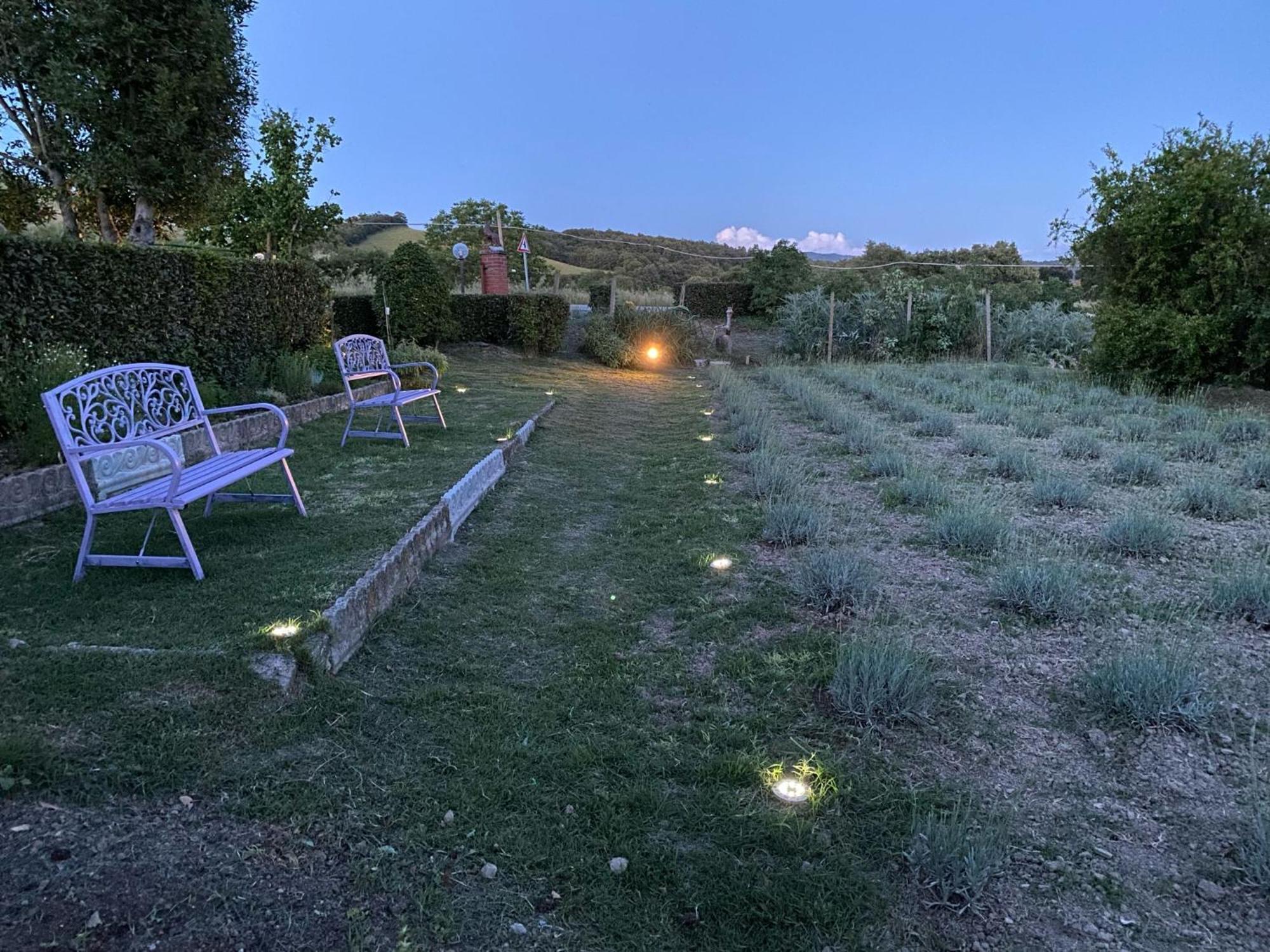 Casa Vacanze Podere San Giusto Volterra Exteriör bild