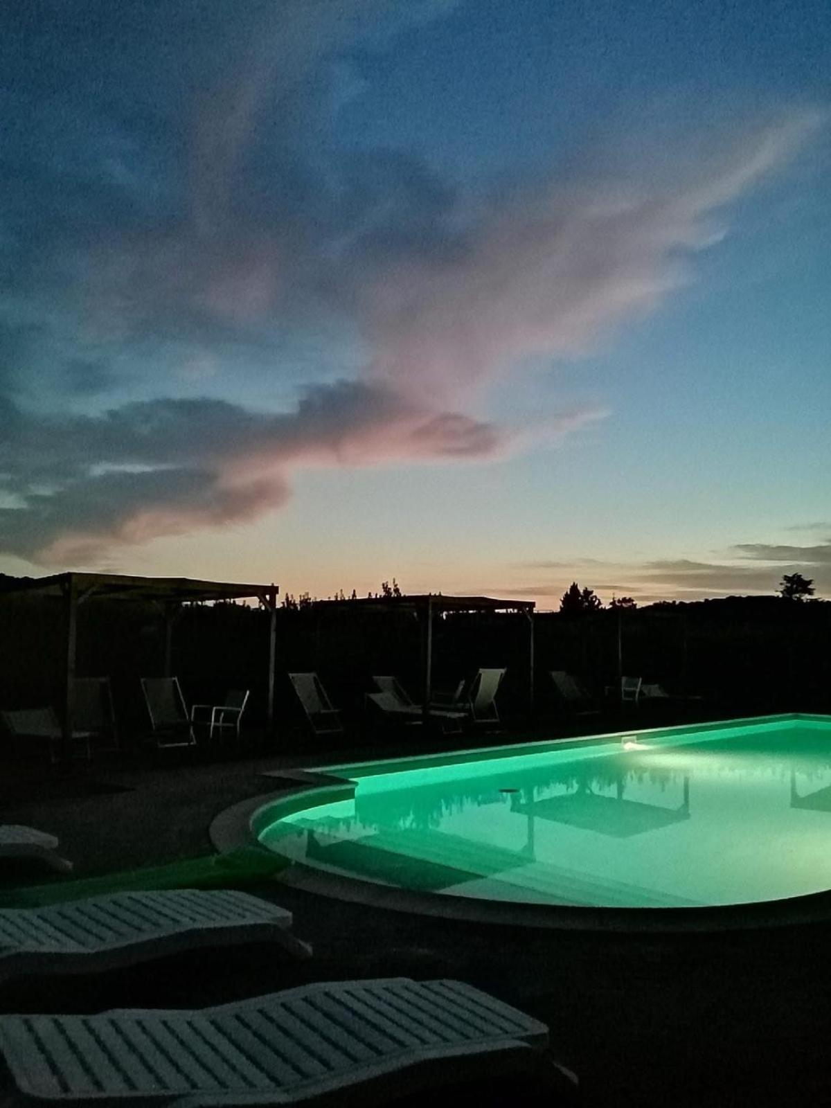 Casa Vacanze Podere San Giusto Volterra Exteriör bild